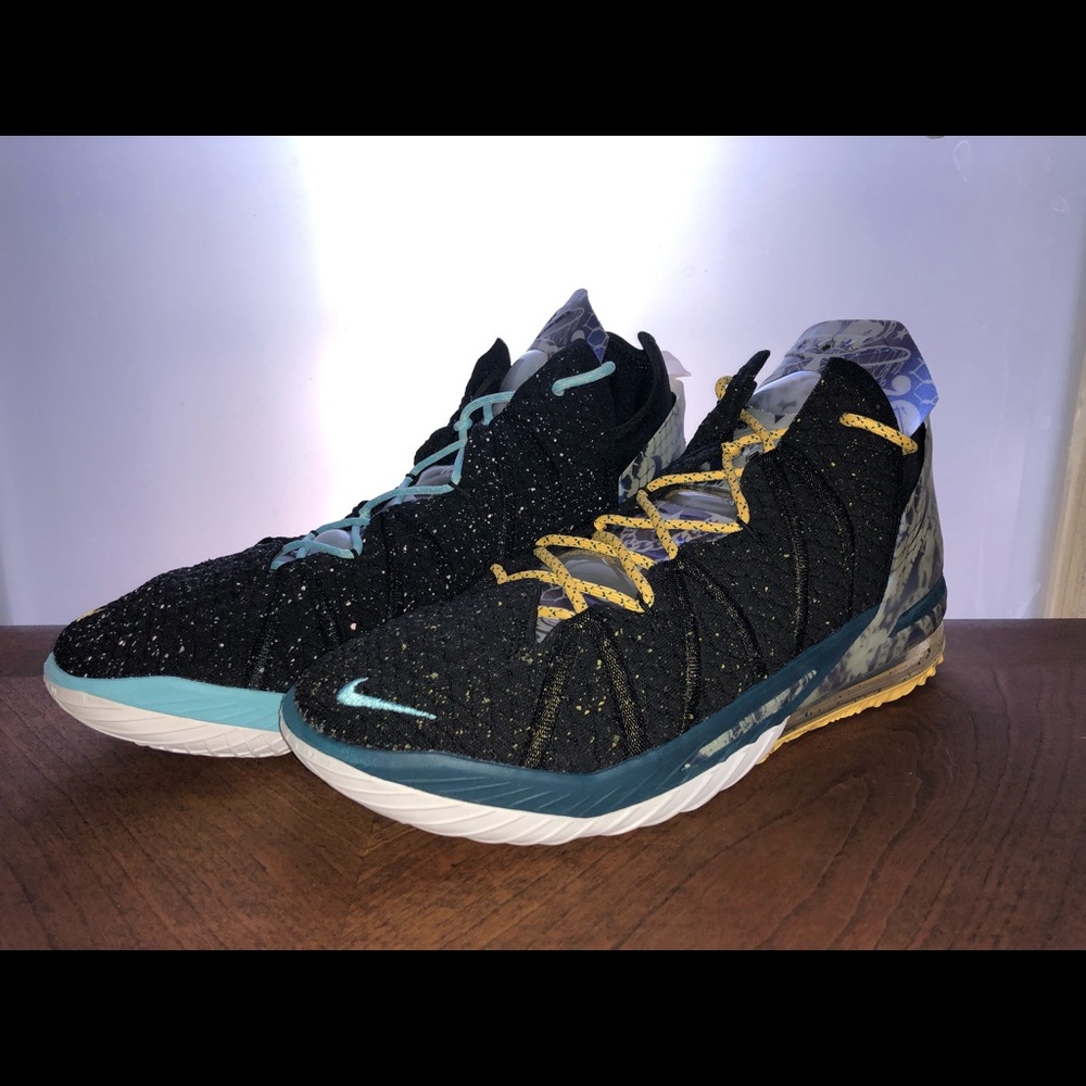 Nike Lebron 18 Reflections size 15